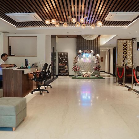 Belvedere Suites Greater Noida Bagian luar foto