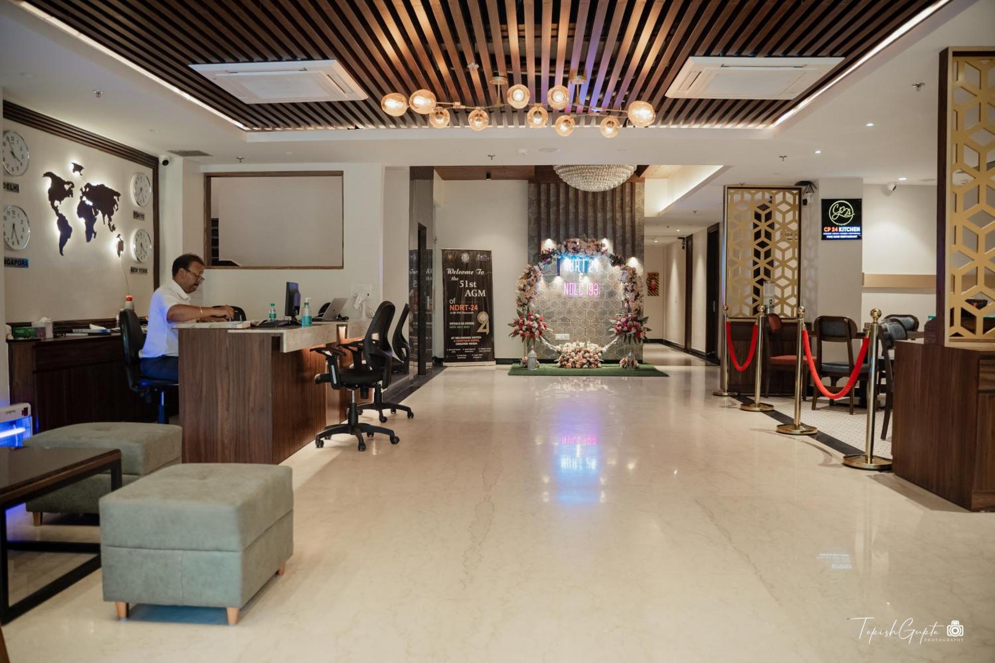 Belvedere Suites Greater Noida Bagian luar foto