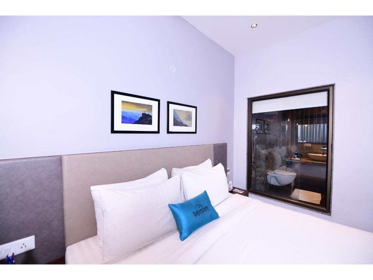 Belvedere Suites Greater Noida Bagian luar foto