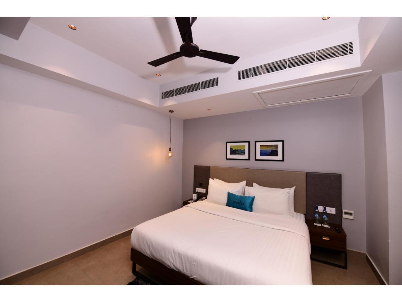 Belvedere Suites Greater Noida Bagian luar foto
